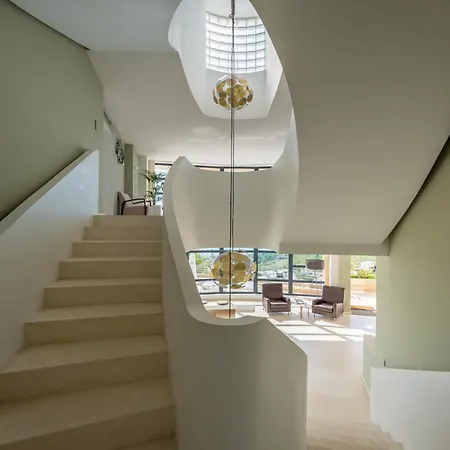 Hilltop Villa *